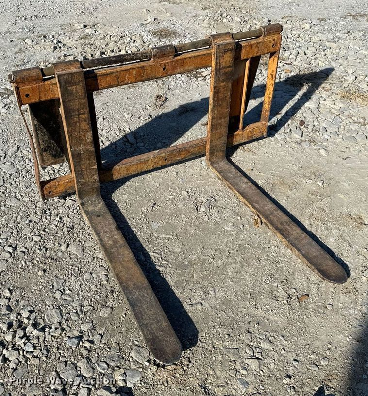 image for item NM9036 Skid steer forks