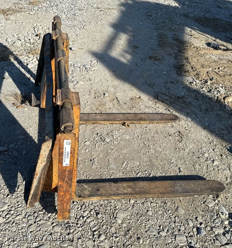 image for item NM9036 Skid steer forks