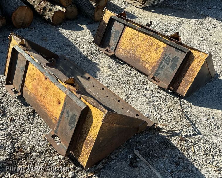 image for item NM9037 (2) Skid steer buckets