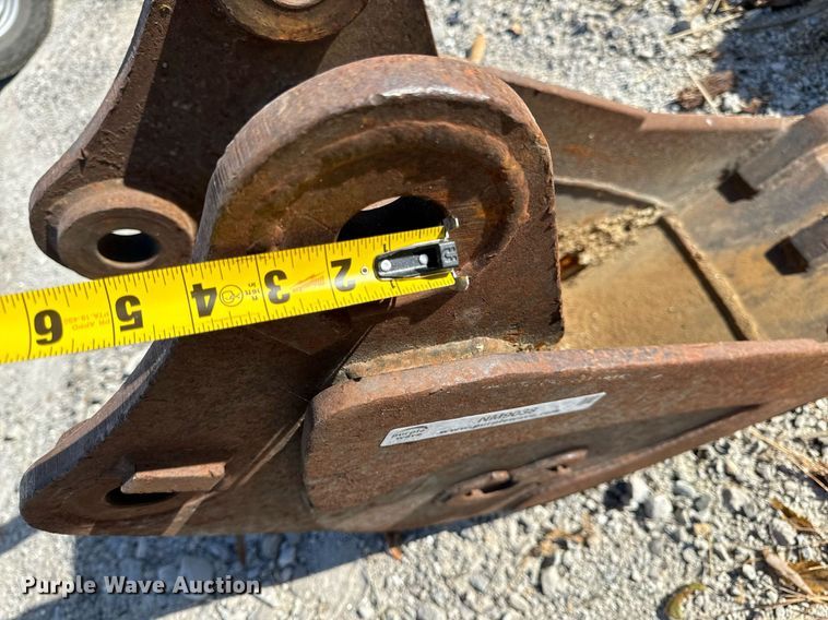 image for item NM9038 backhoe bucket