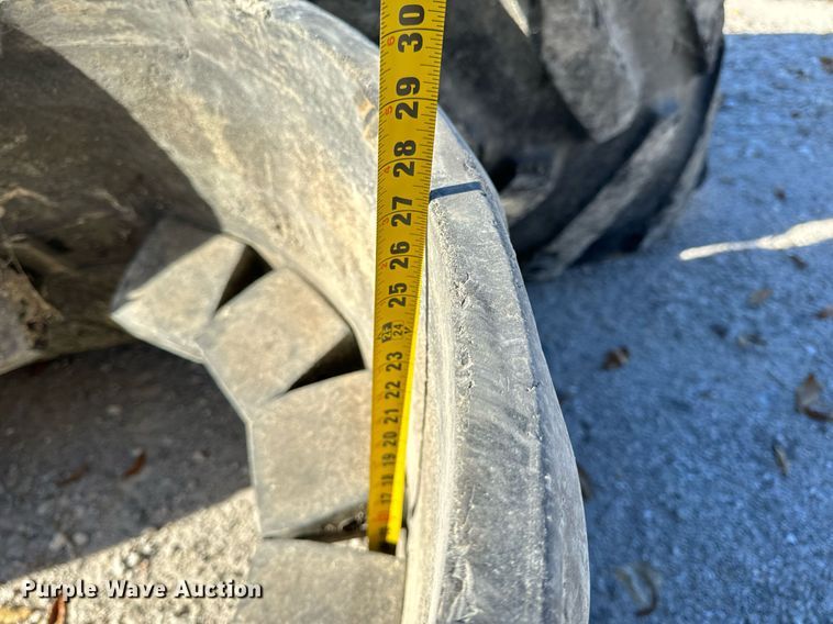 image for item NM9039 (4) Tracks