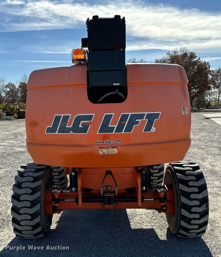 image for item NM9040 2006 JLG 660SJ  boom lift