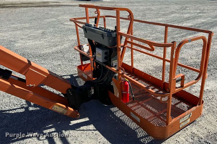 image for item NM9040 2006 JLG 660SJ  boom lift