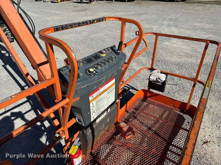 image for item NM9040 2006 JLG 660SJ  boom lift
