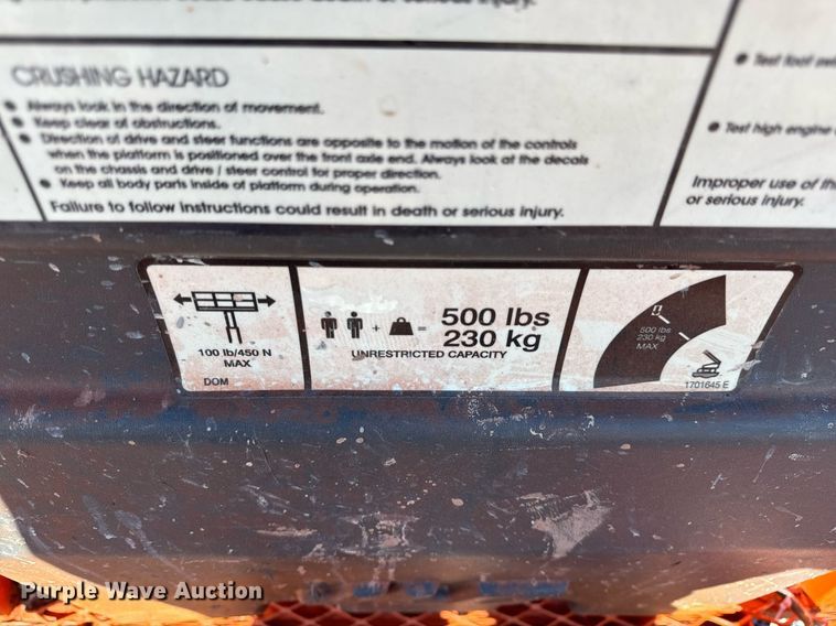 image for item NM9040 2006 JLG 660SJ  boom lift