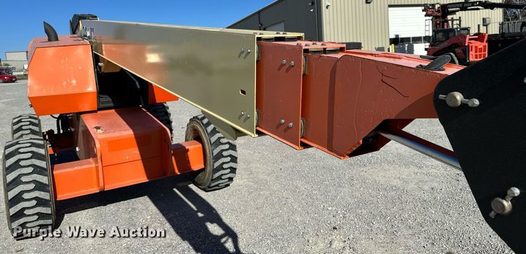 image for item NM9040 2006 JLG 660SJ  boom lift