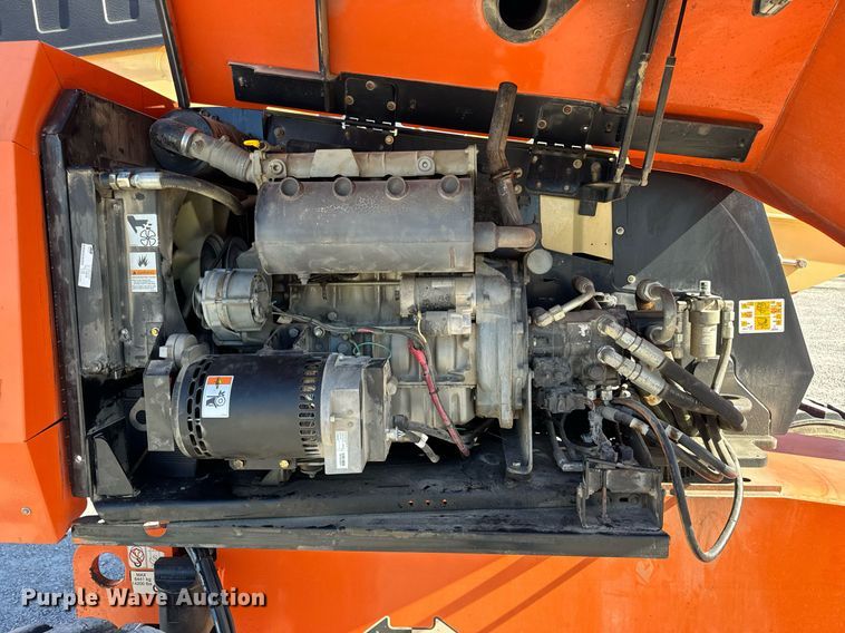 image for item NM9040 2006 JLG 660SJ  boom lift