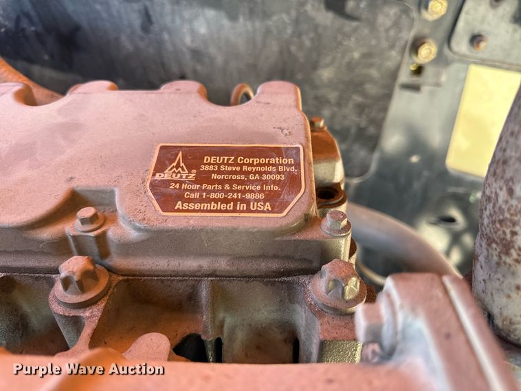 image for item NM9040 2006 JLG 660SJ  boom lift