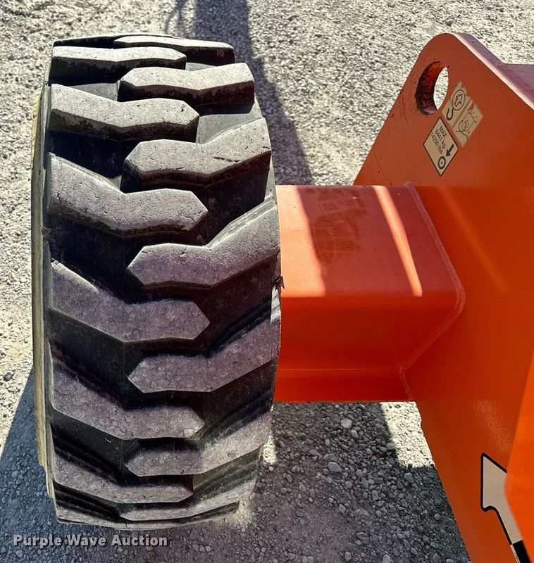 image for item NM9040 2006 JLG 660SJ  boom lift