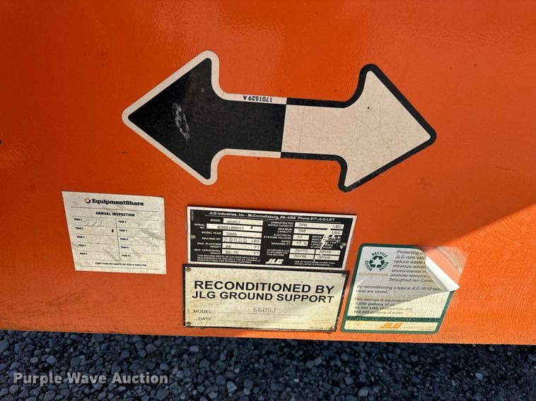 image for item NM9040 2006 JLG 660SJ  boom lift