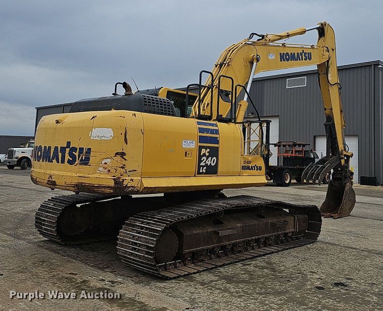 image for item NP9101 2014 Komatsu PC240LC-10  excavator