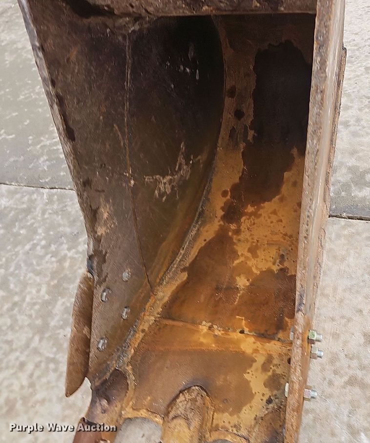 image for item NP9101 2014 Komatsu PC240LC-10  excavator