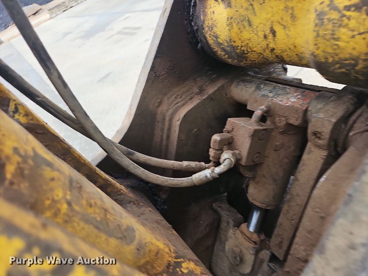 image for item NP9101 2014 Komatsu PC240LC-10  excavator