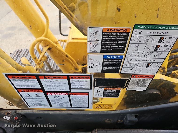 image for item NP9101 2014 Komatsu PC240LC-10  excavator