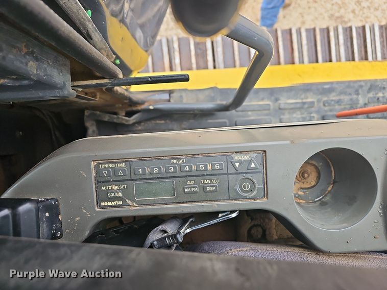 image for item NP9101 2014 Komatsu PC240LC-10  excavator