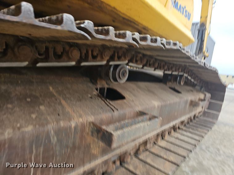 image for item NP9101 2014 Komatsu PC240LC-10  excavator