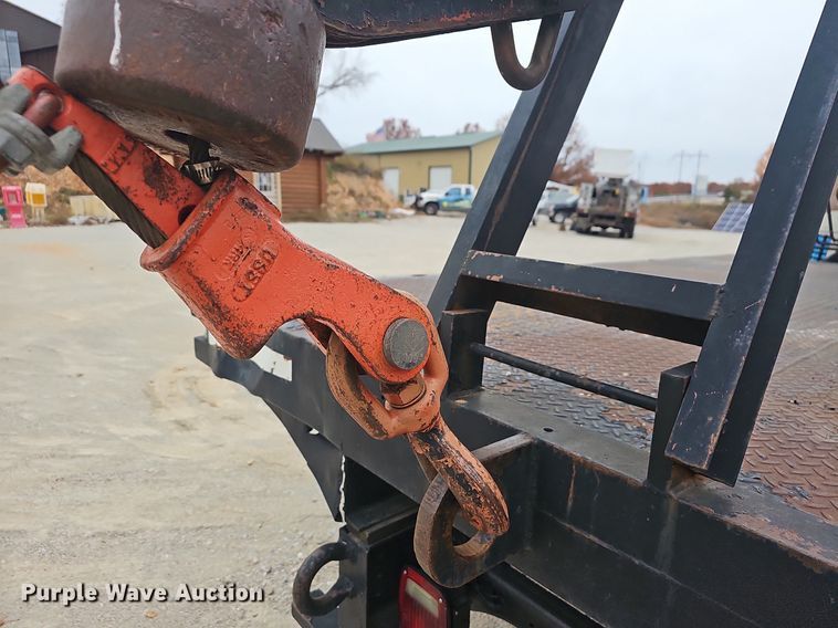 image for item NP9124 1986 Ford B7000  crane truck