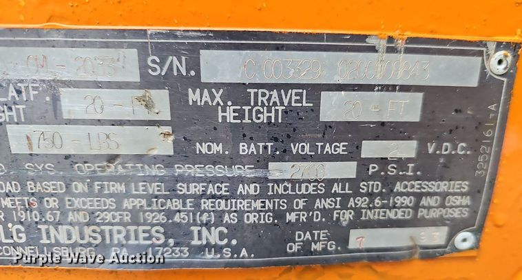 image for item NP9125 1993 JLG CM2033  scissor lift