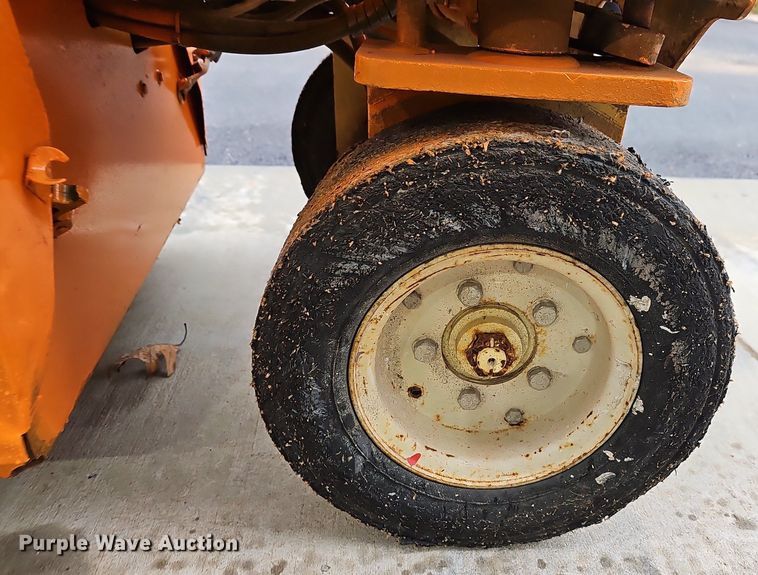 image for item NP9125 1993 JLG CM2033  scissor lift