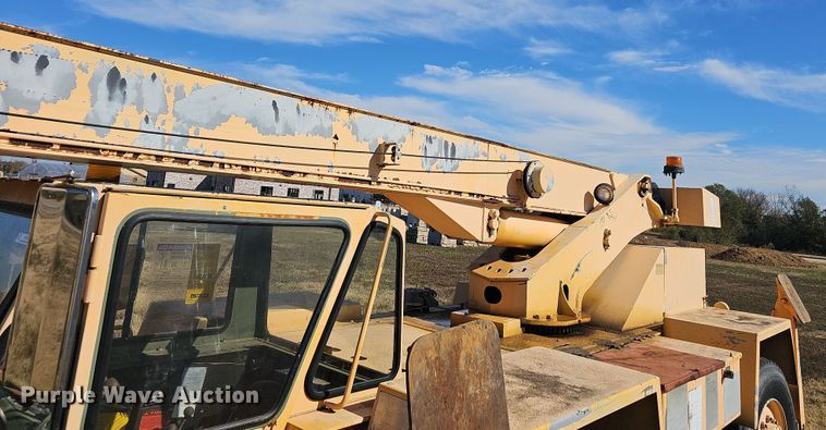 image for item NP9136 Loraine LRT-110  crane