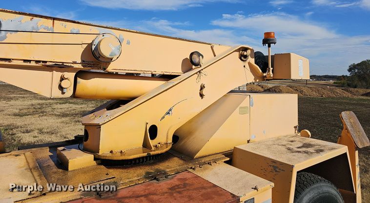 image for item NP9136 Loraine LRT-110  crane