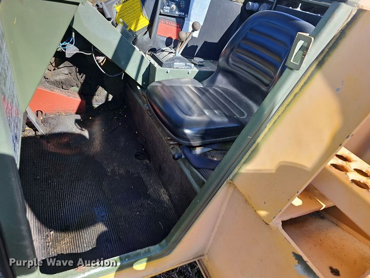 image for item NP9136 Loraine LRT-110  crane