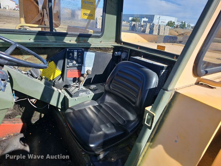 image for item NP9136 Loraine LRT-110  crane