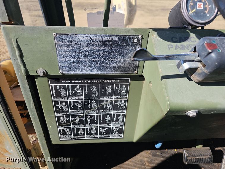 image for item NP9136 Loraine LRT-110  crane