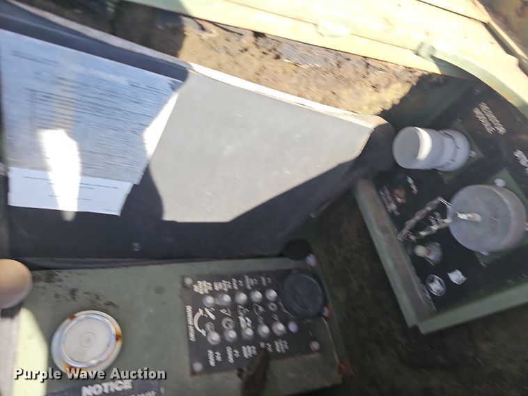 image for item NP9136 Loraine LRT-110  crane