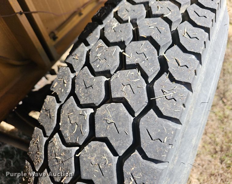 image for item NP9136 Loraine LRT-110  crane