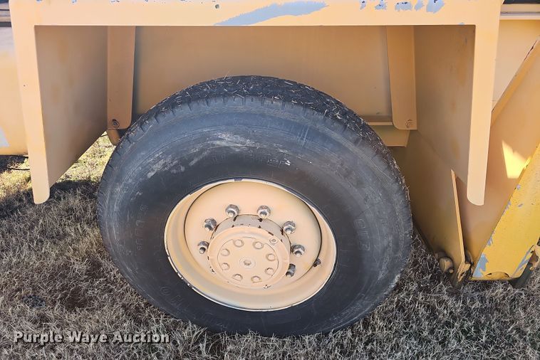 image for item NP9136 Loraine LRT-110  crane