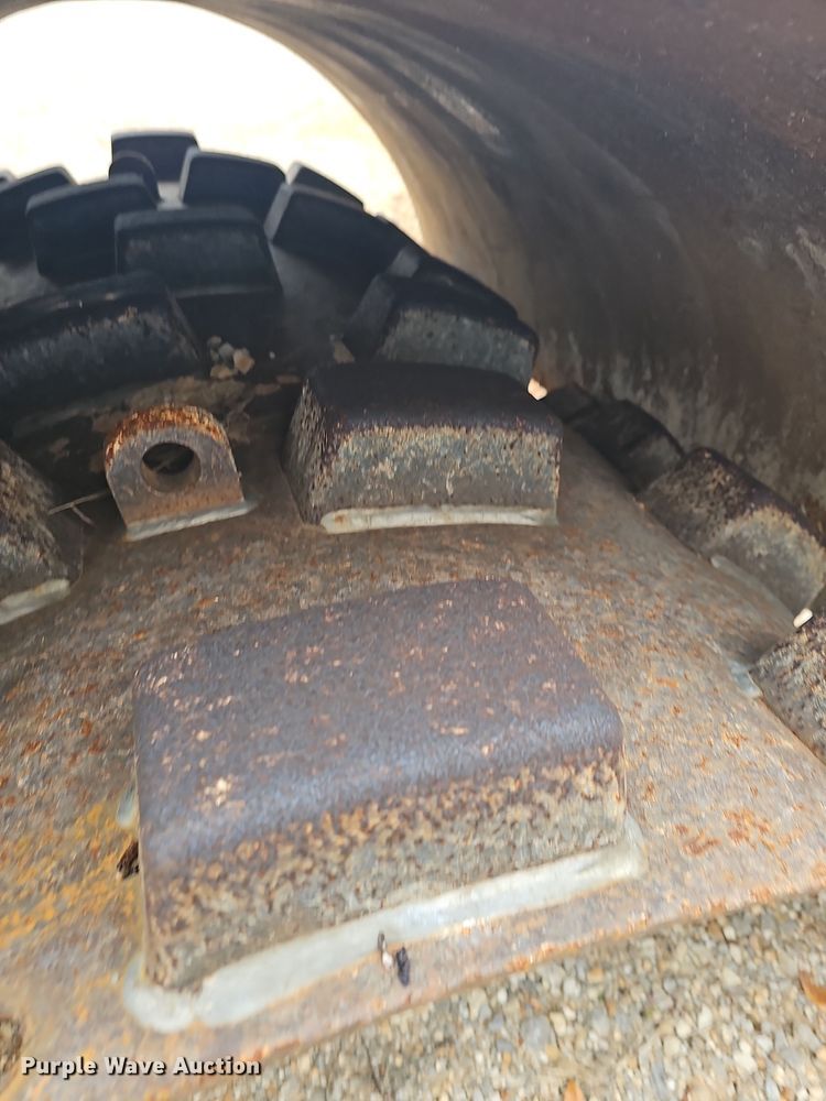 image for item NP9185 Ingersoll Rand  sheep's foot roller