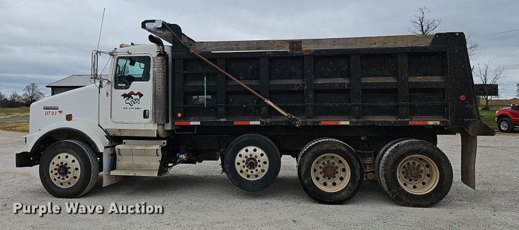 image for item NP9190 2007 Kenworth T800  dump truck
