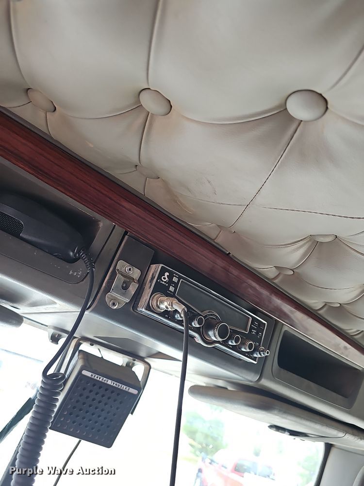 image for item NP9190 2007 Kenworth T800  dump truck