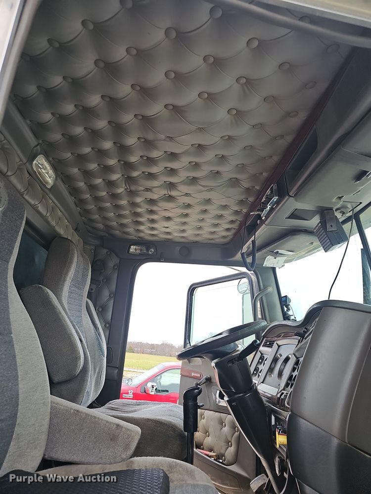 image for item NP9190 2007 Kenworth T800  dump truck