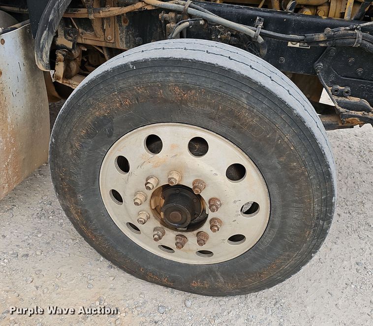 image for item NP9190 2007 Kenworth T800  dump truck