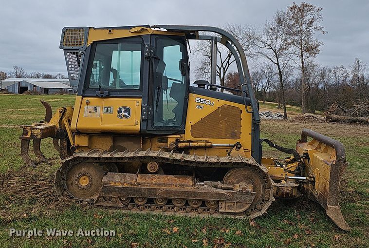 image for item NP9191 2007 John Deere 650J  dozer