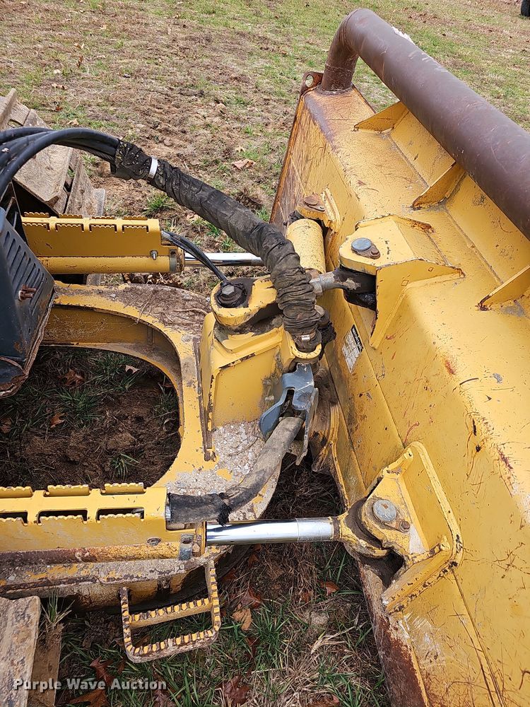 image for item NP9191 2007 John Deere 650J  dozer