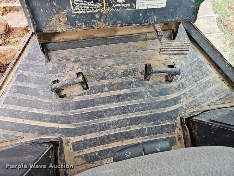 image for item NP9191 2007 John Deere 650J  dozer