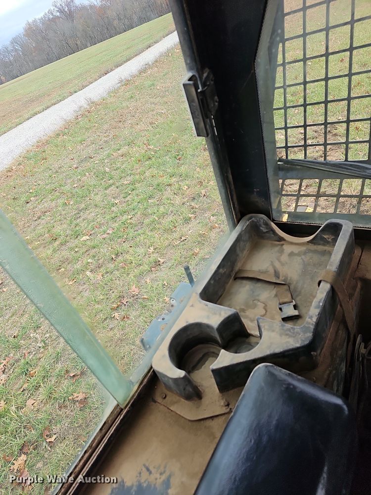 image for item NP9191 2007 John Deere 650J  dozer