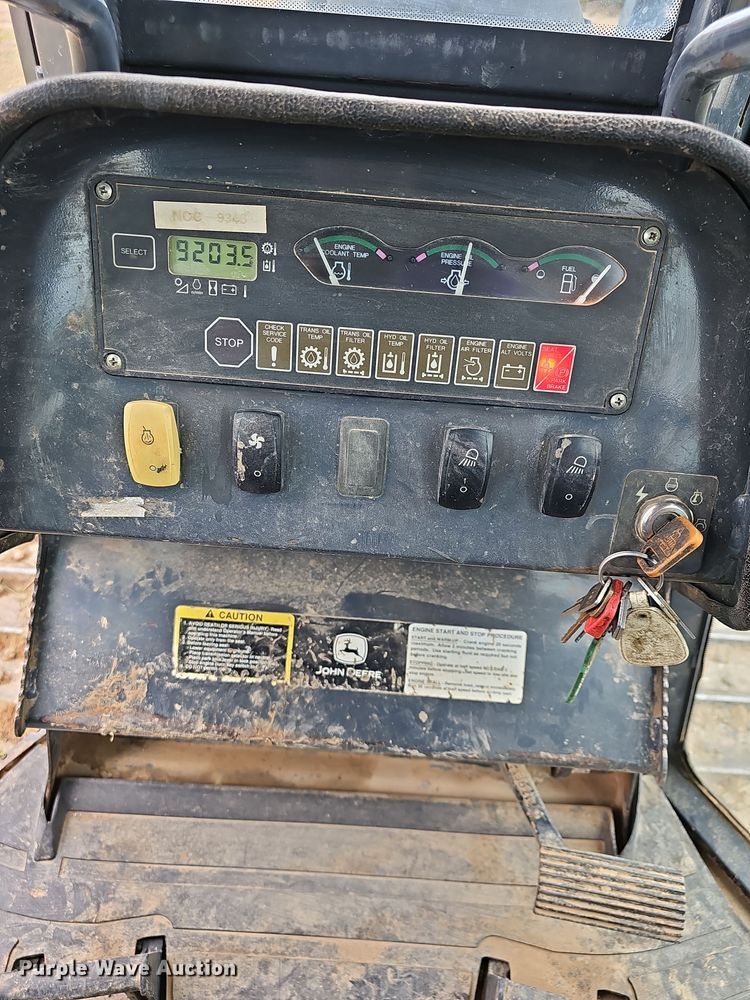 image for item NP9191 2007 John Deere 650J  dozer