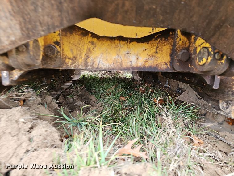 image for item NP9191 2007 John Deere 650J  dozer