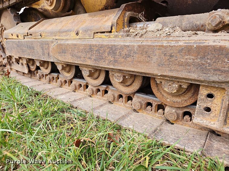 image for item NP9191 2007 John Deere 650J  dozer