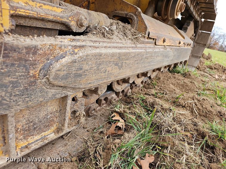 image for item NP9191 2007 John Deere 650J  dozer