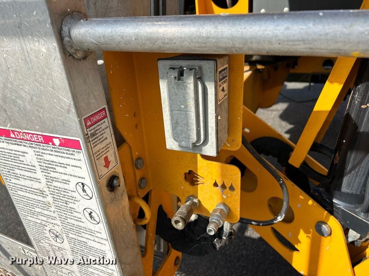 image for item NR9293 2018 Haulotte 4527A  boom lift