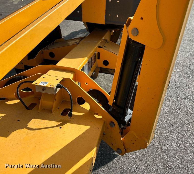 image for item NR9293 2018 Haulotte 4527A  boom lift