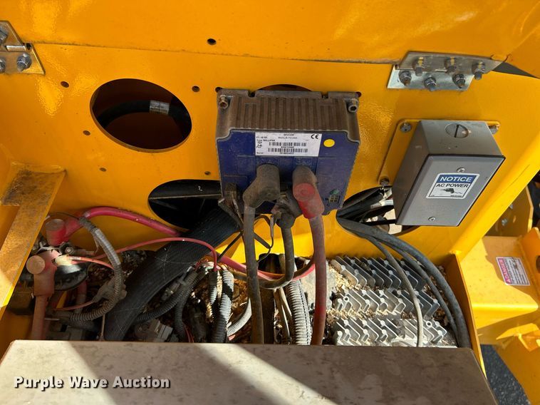 image for item NR9293 2018 Haulotte 4527A  boom lift