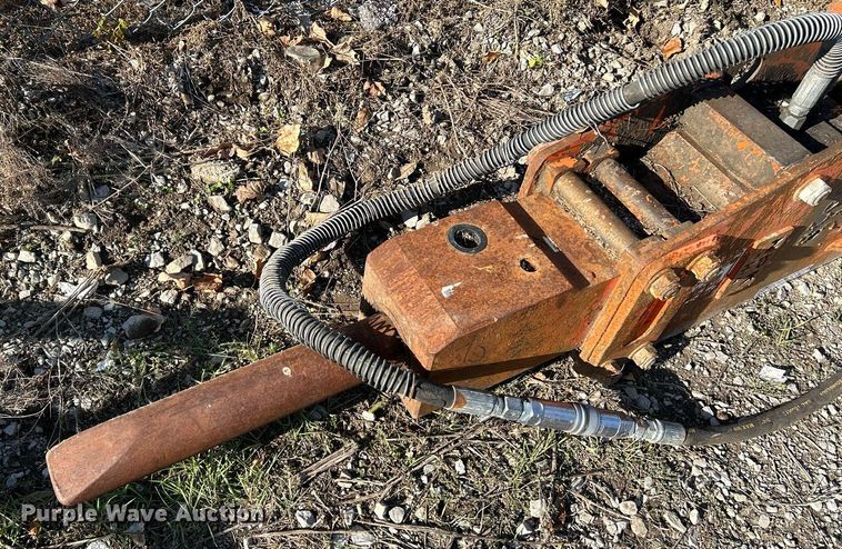 image for item NR9322 NPK PH-4  breaker