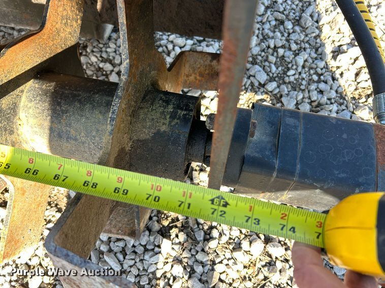 image for item NR9324 72" W skid steer tiller