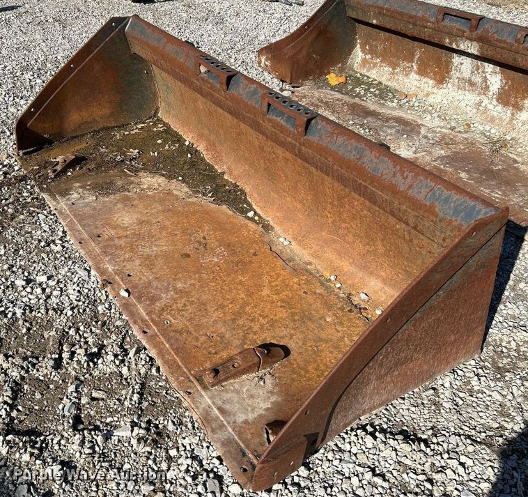 image for item NR9326 (2) Bobcat 79" W skid steer buckets